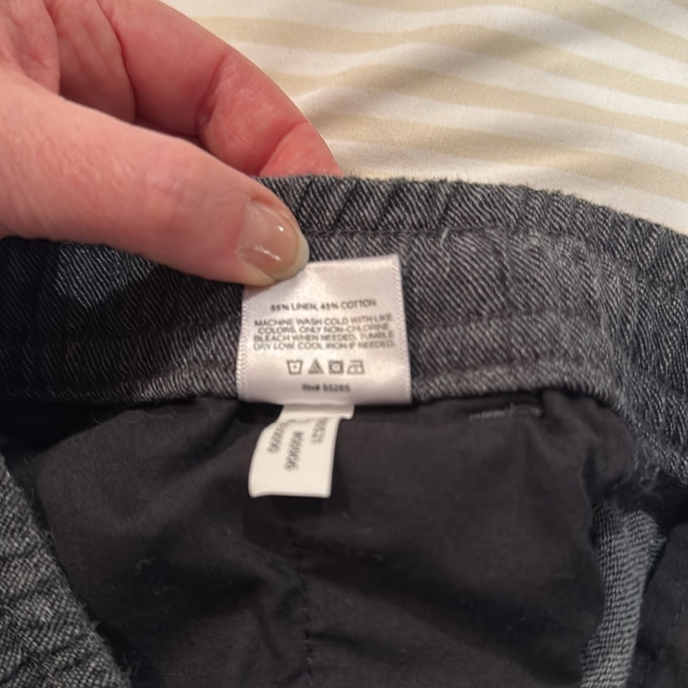 Express Shorts - Picture 5 of 6